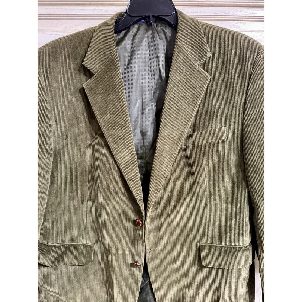 VTG Olive Corduroy Sport Coat Men's 44R  Jacket Elbow Patches Roundtree & Yorke